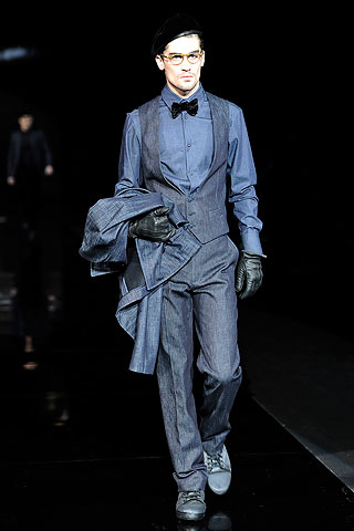 Giorgio Armani / - 2010-2011